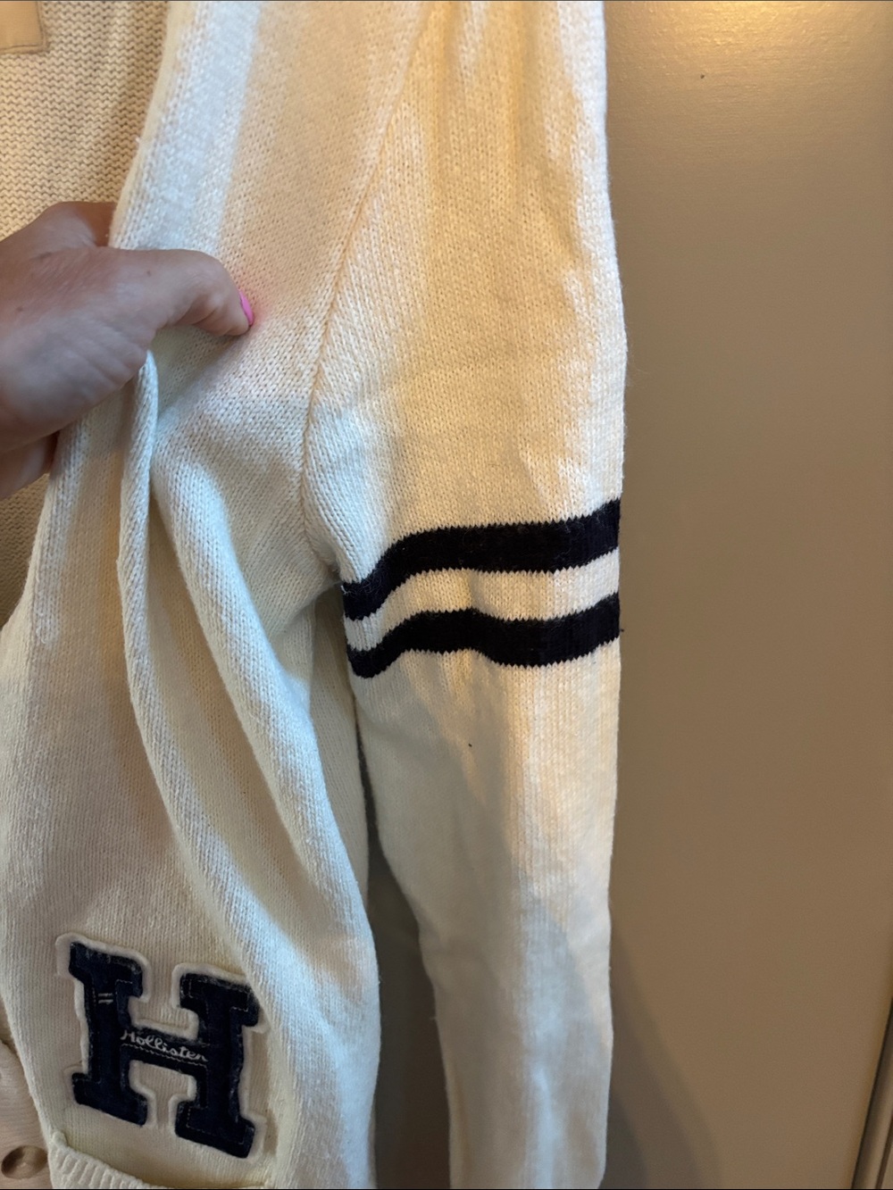 Hollister L IvoryY2K Preppy Varsity cardigan . Vintage - Picture 4 of 5